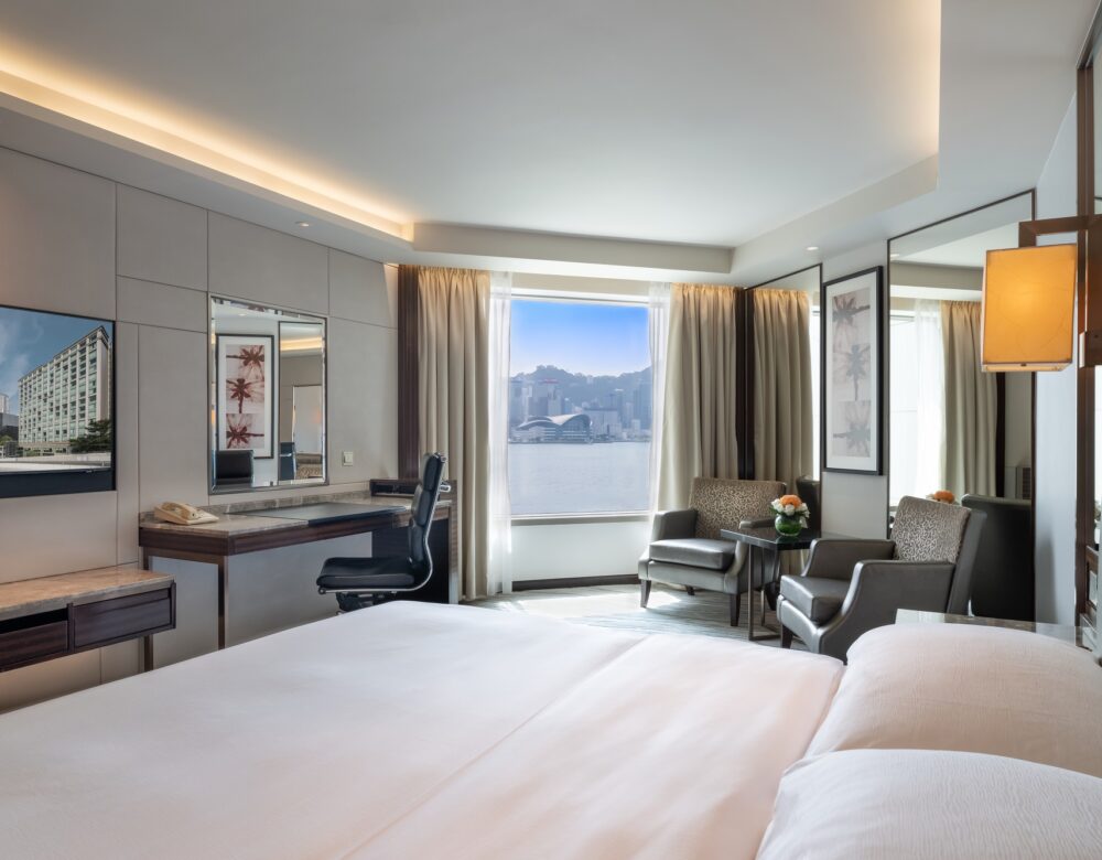 Classic Skyline Harbour View Room 尊尚半海景客房