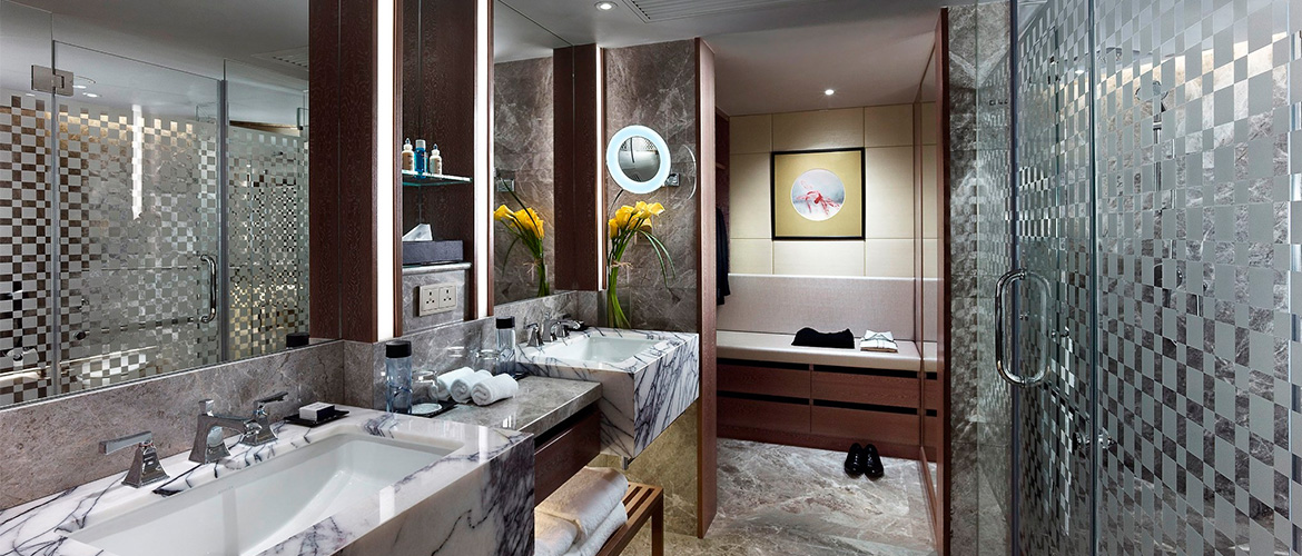 rooms_premier_harbour_view_suite_01