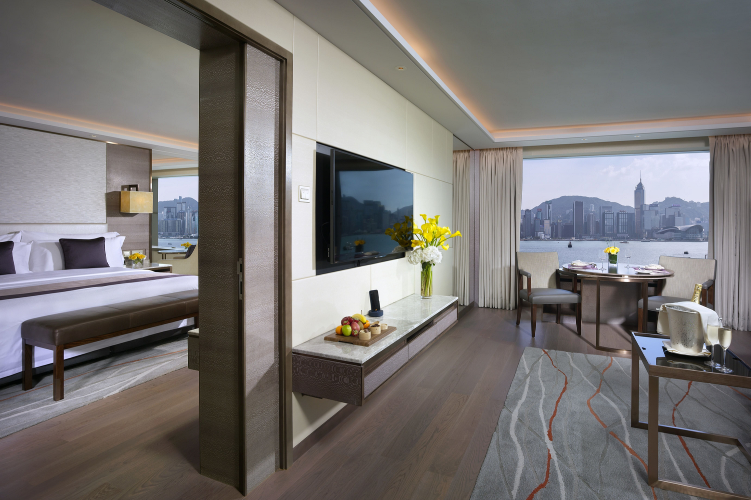 Victoria Harbour View Suite 維多利亞港套房_1500x1000