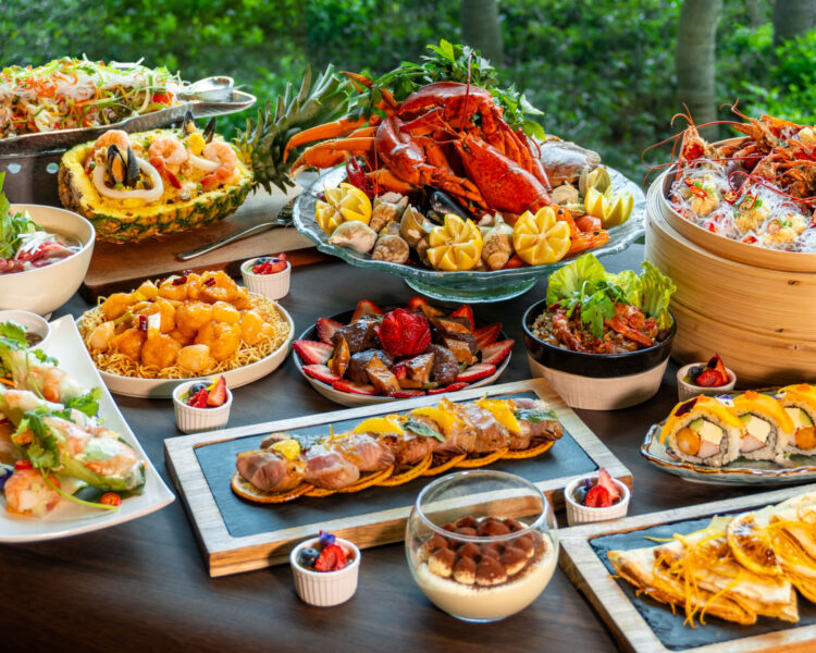 Café On M - Ocean Delicacies Dinner Buffet